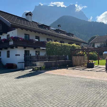 Haus Alpenblume Apartment Ервалд Екстериор снимка